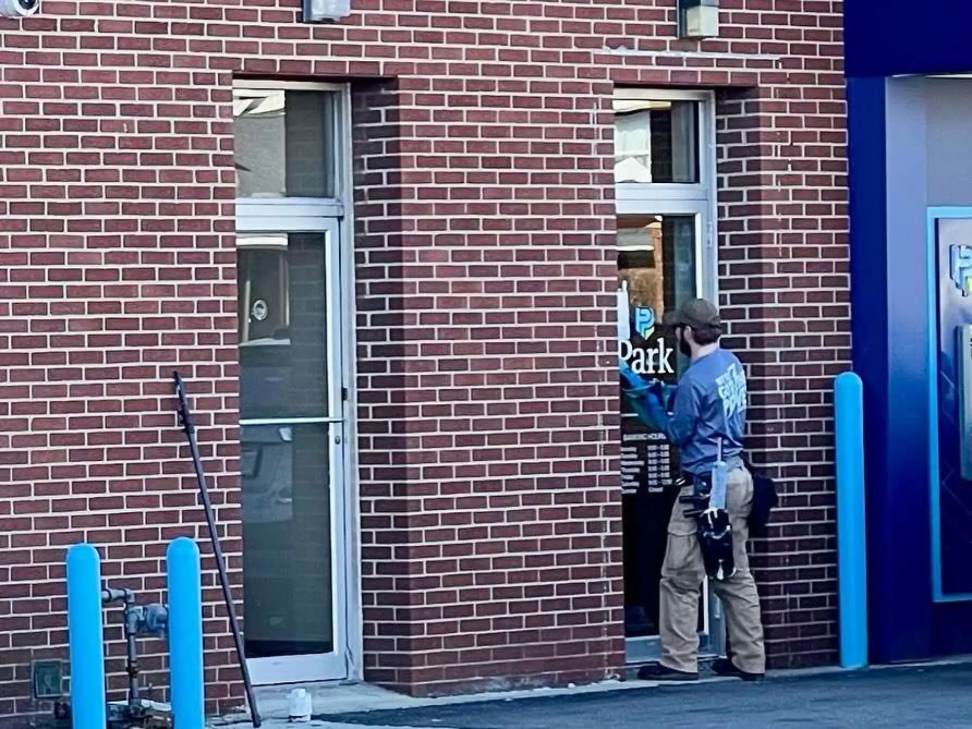 Park National Bank outside windows being cleaned by Power Clean technician