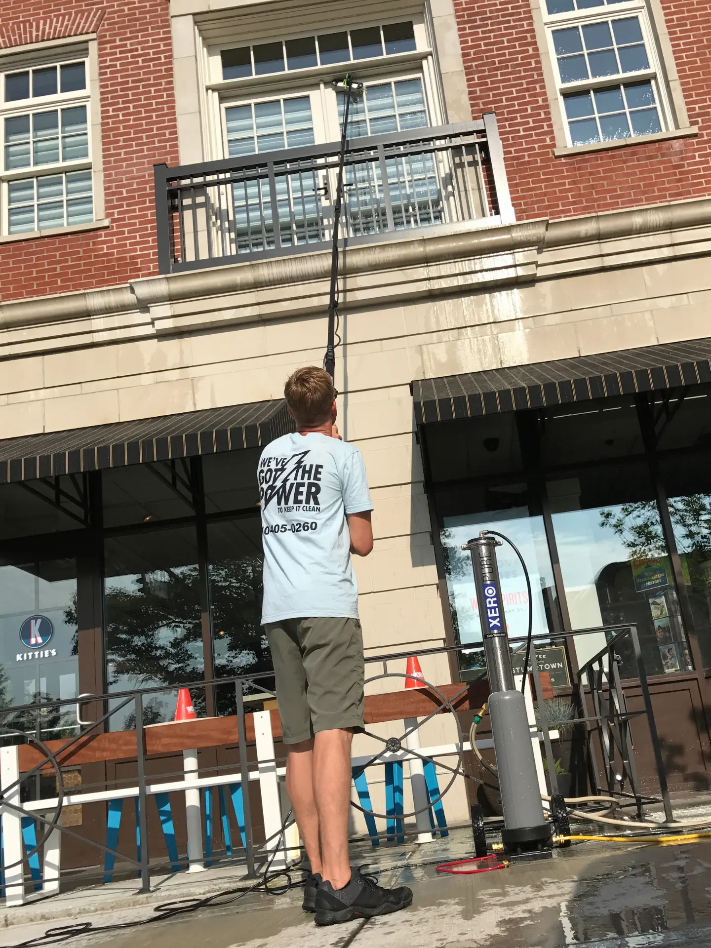 Window-cleaning-easton-columbus-oh Power clean window cleaning at Easton in Columbus, OH with a water fed pole